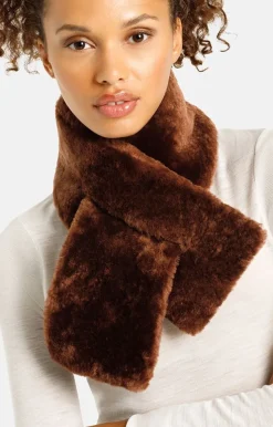 Accessoires<WERNER CHRIST Furtastic Scraf: Shearling Scarf Chestnut