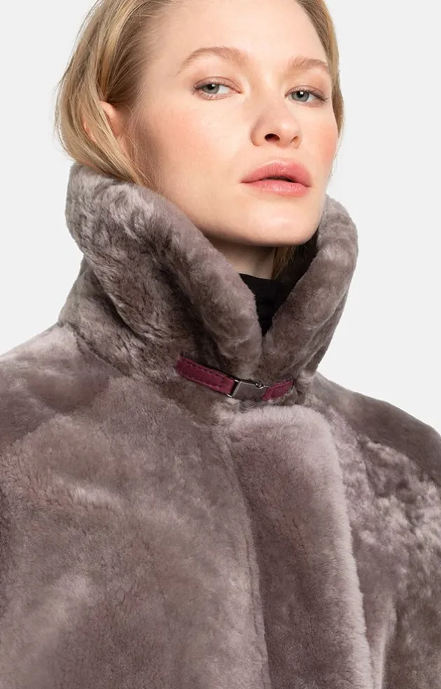 Lambskin Jackets<WERNER CHRIST Maike: Shorter, Reversible Lambskin Jacket Lilac